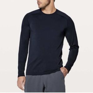 Lululemon Metal Vent Tech‎ Long Sleeve Nautical Navy Blue Size Medium
